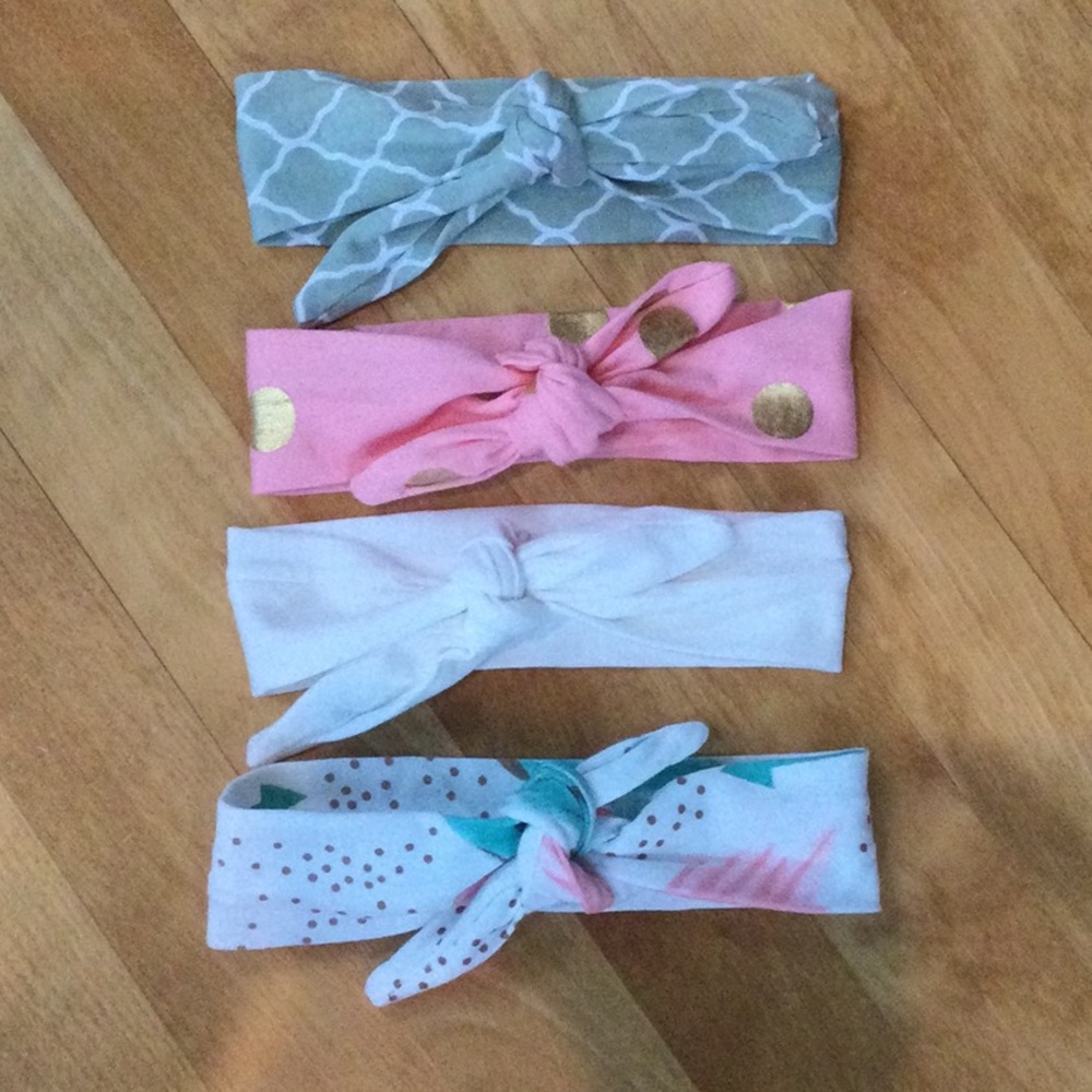 Set of 4 adorable adjustable baby headbands